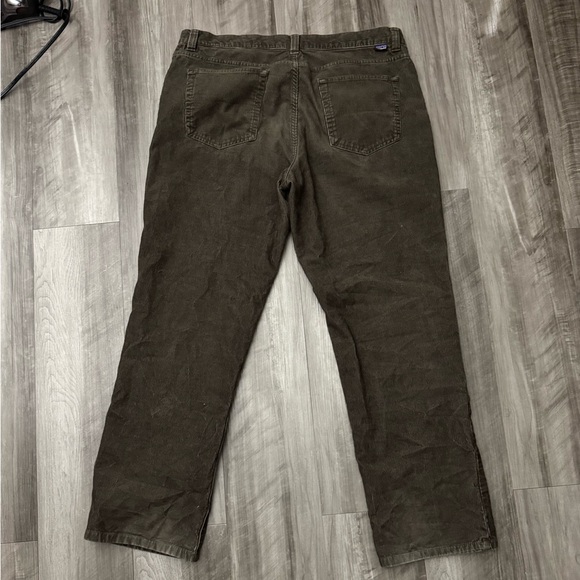 Patagonia Corduroy 38x30 Pants - Picture 2 of 7